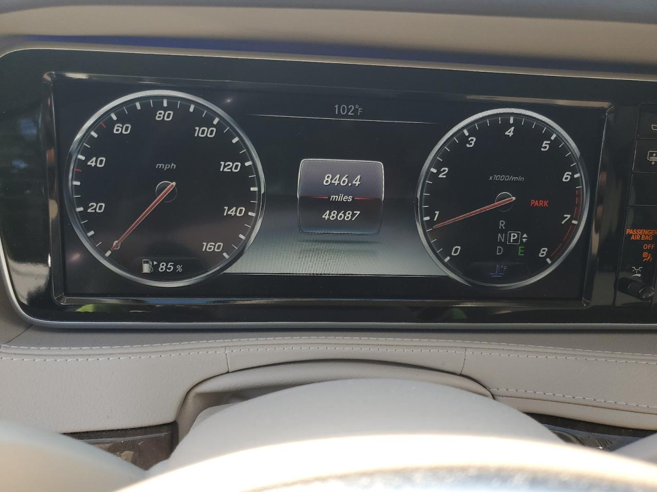 Mercedes-Benz S-Class 550 Image 2