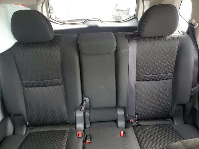 Nissan Rogue S Image 11