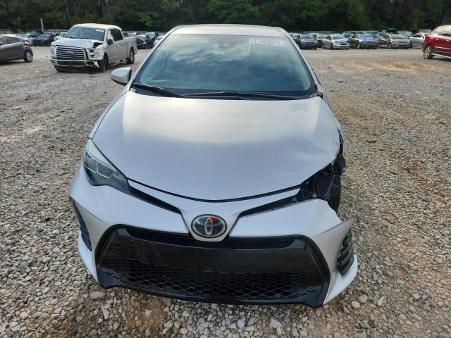 Toyota Corolla L Image 6