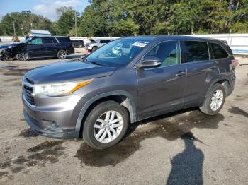  Salvage Toyota Highlander