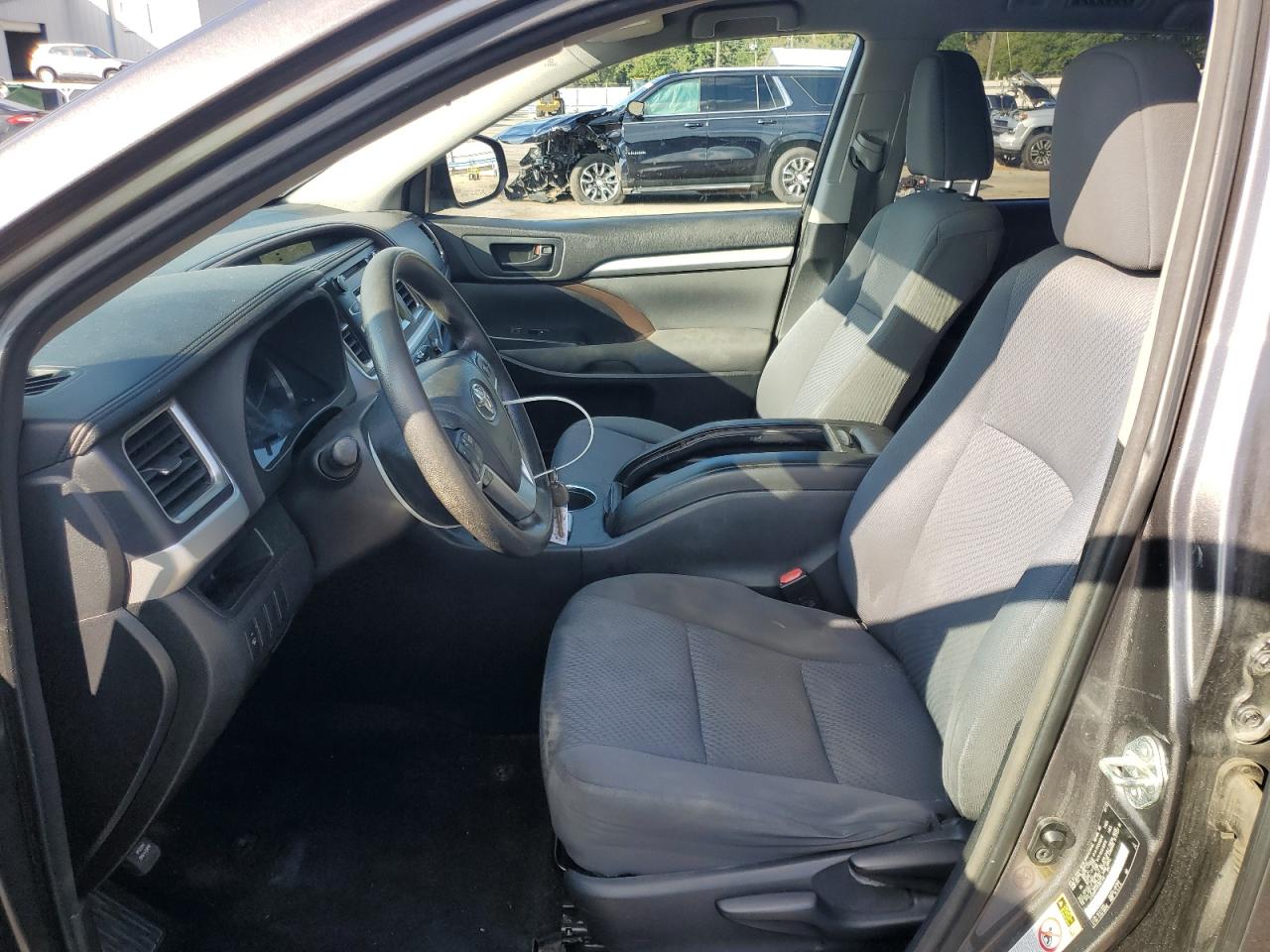 Toyota Highlander Le Image 11