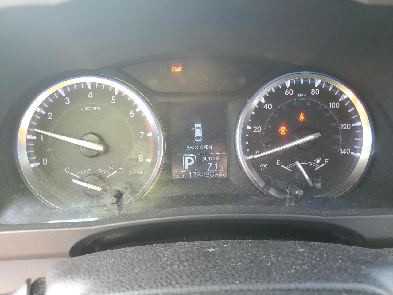 Toyota Highlander Le Image 4