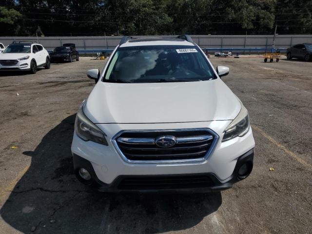 Subaru Outback 2.5i Limited Image 9