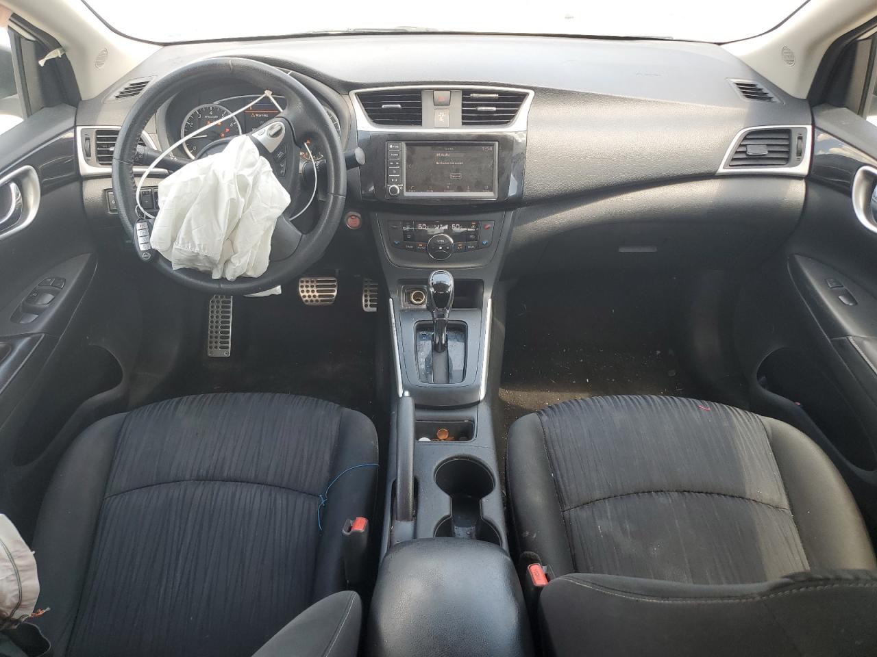 Nissan Sentra S Image 6