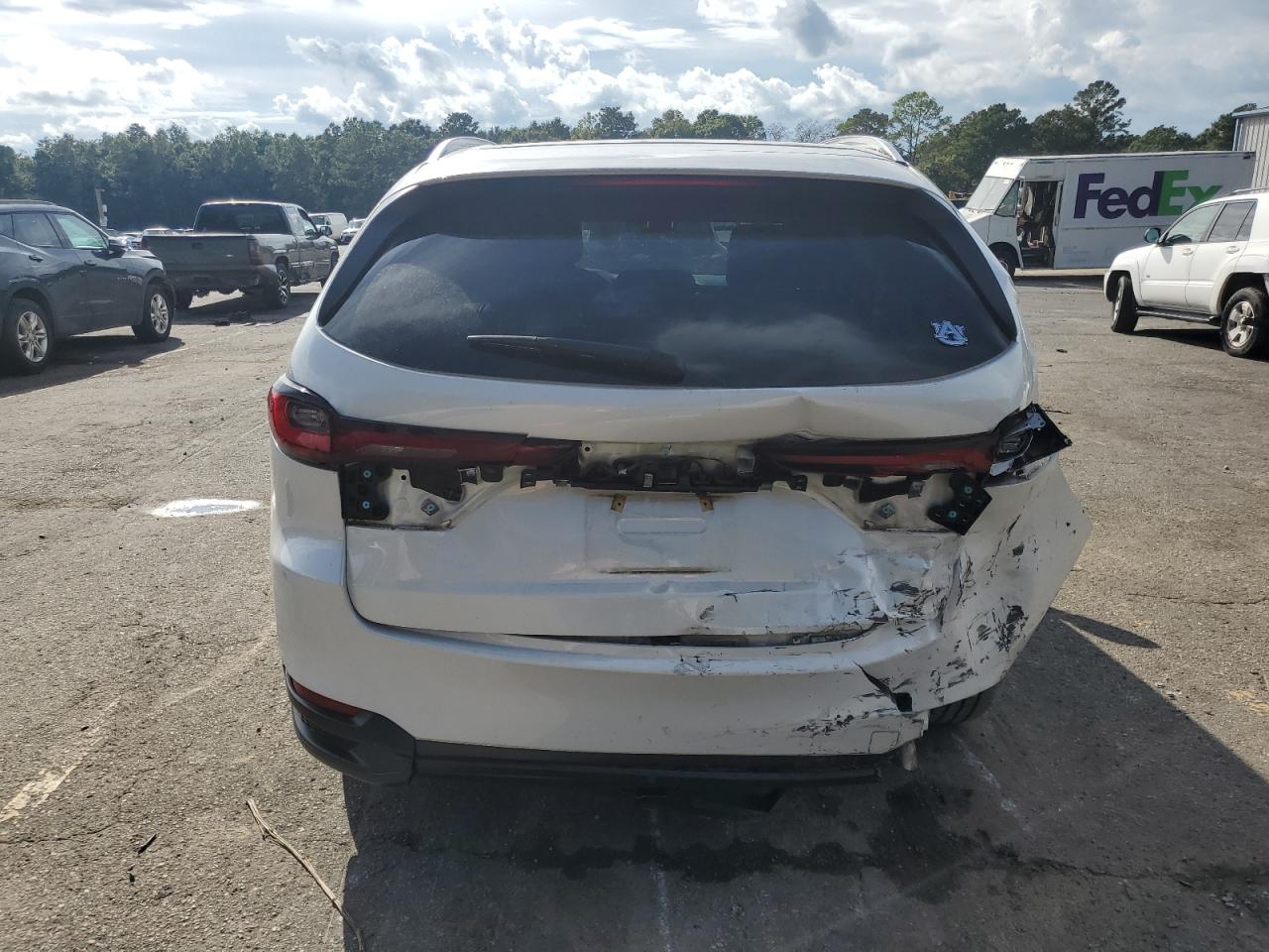 Mazda Cx Select Image 8