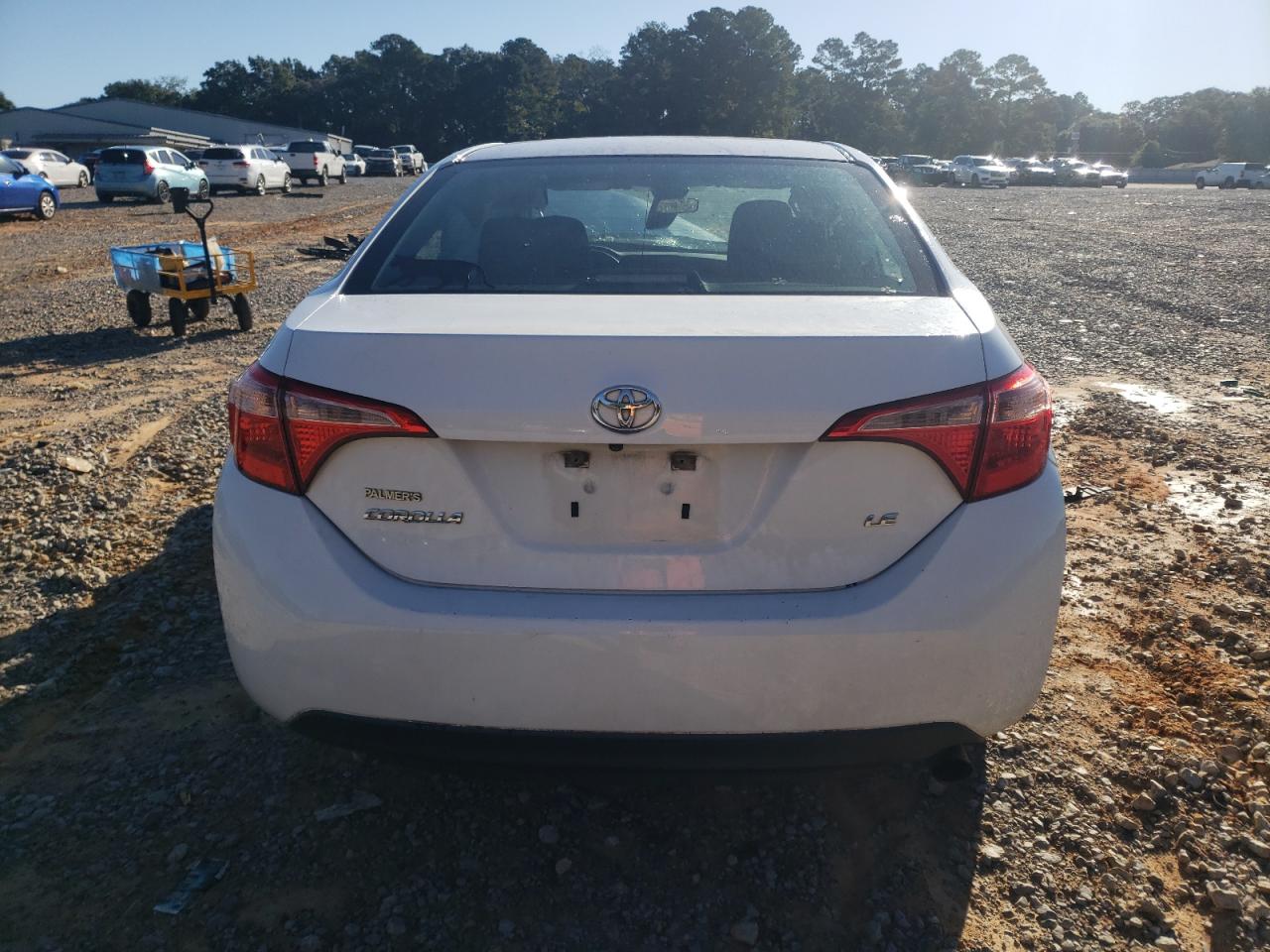 Toyota Corolla L Image 2