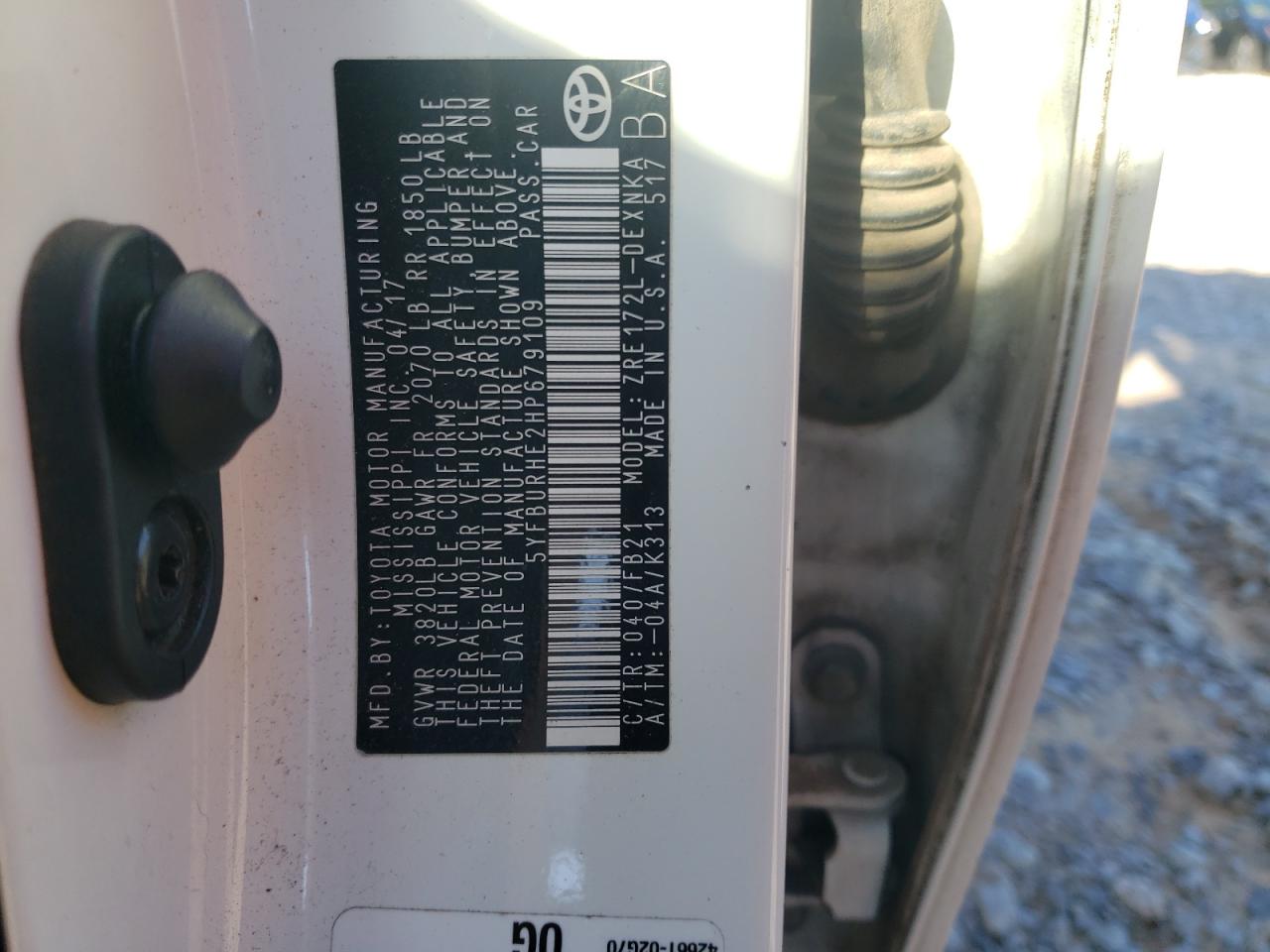 Toyota Corolla L Image 6