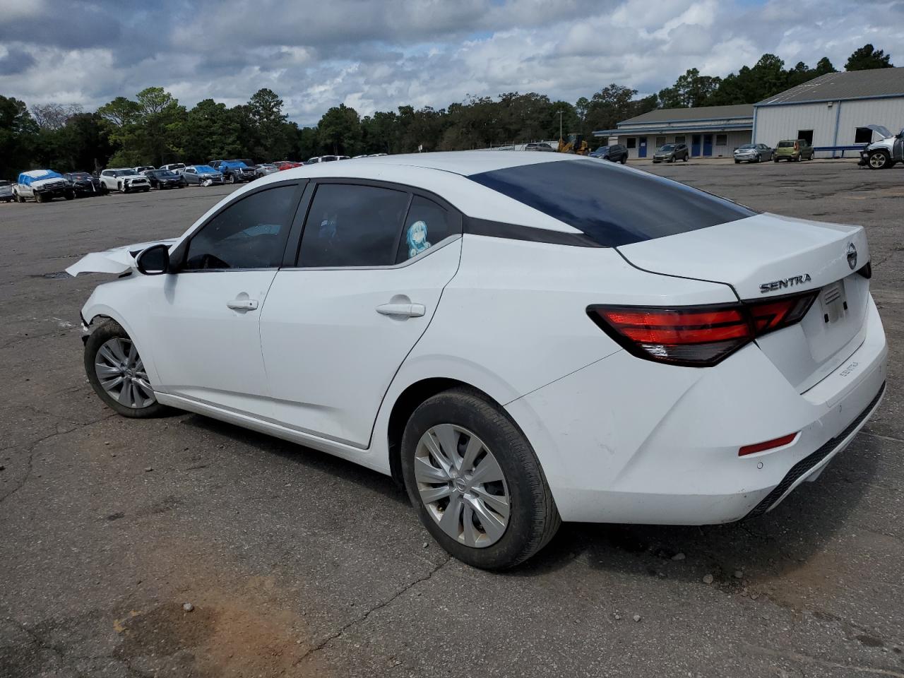 Nissan Sentra S Image 3