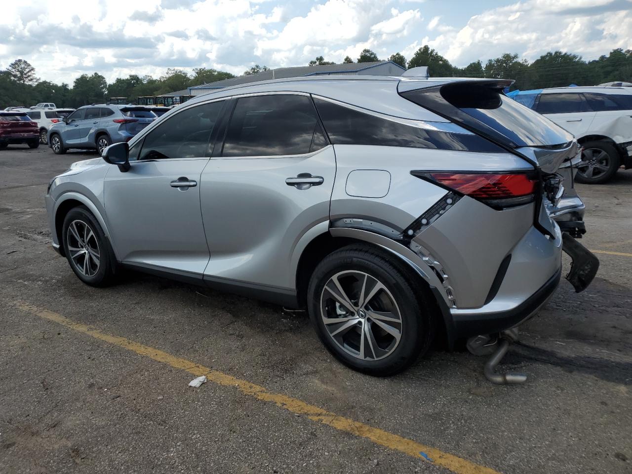 Lexus RX 350 Base Image 2