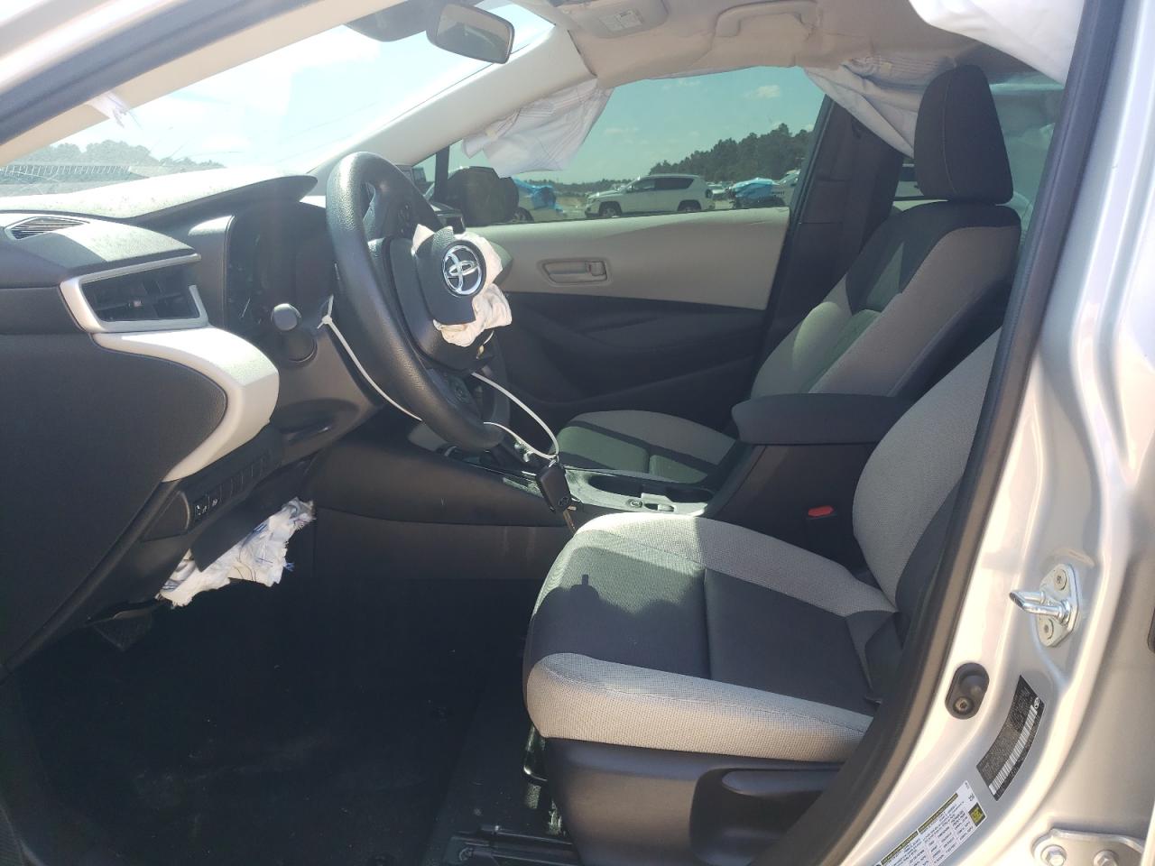 Toyota Corolla Le Image 2