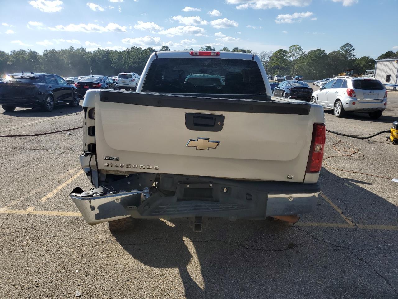 Chevrolet Silverado K1500 Lt Image 12
