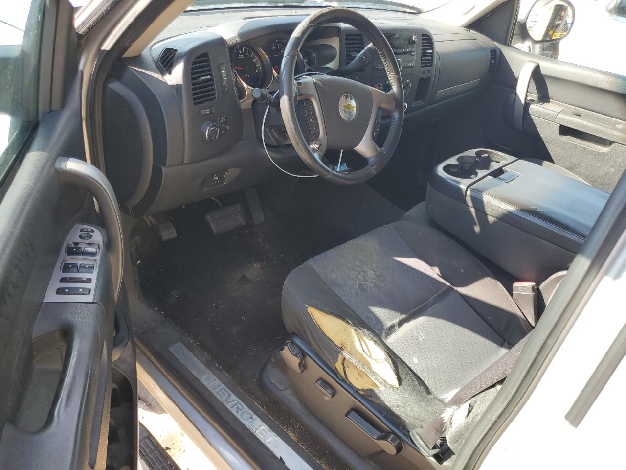 Chevrolet Silverado K1500 Lt Image 3