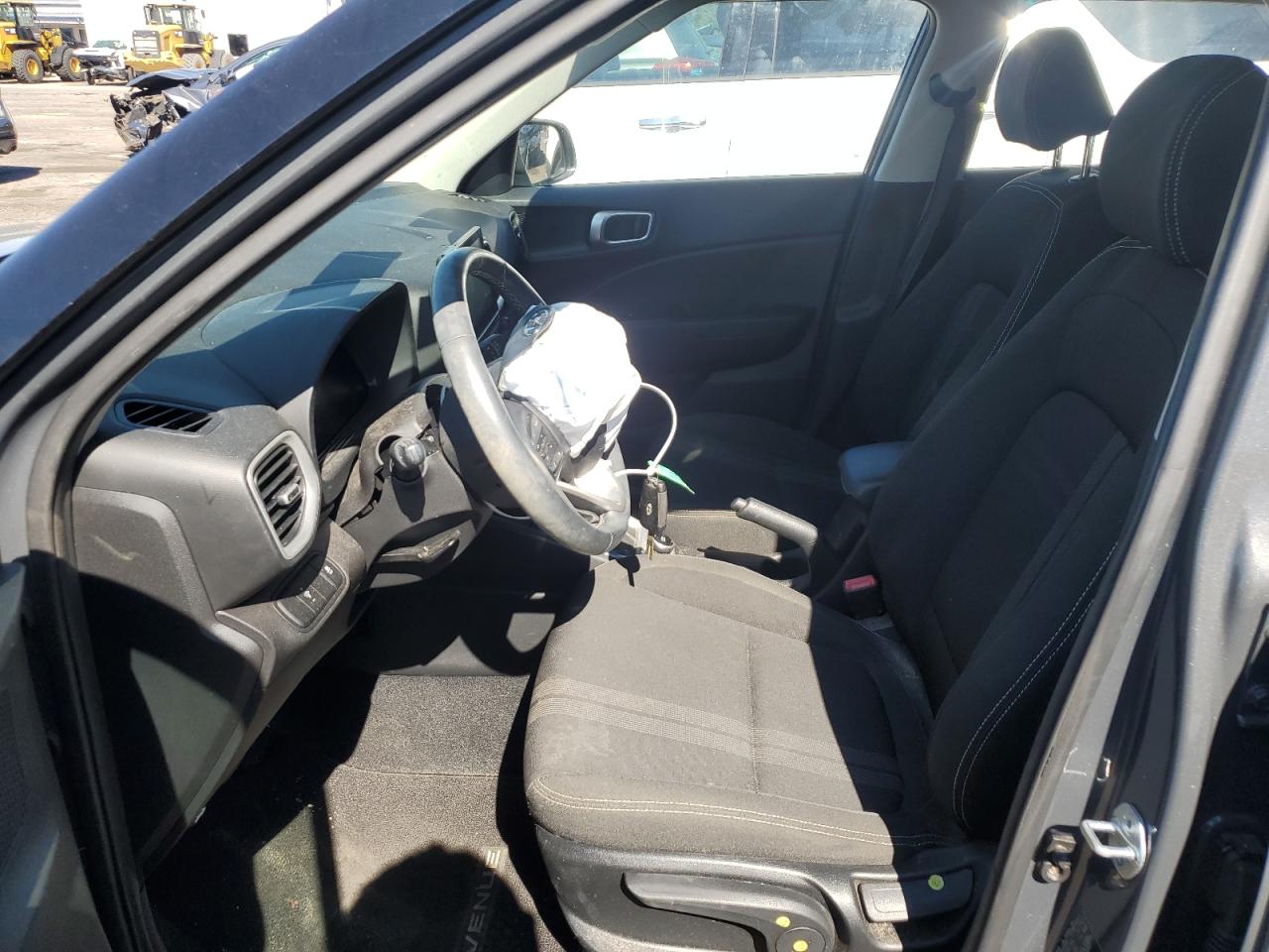 Hyundai VENUE Sel Image 8