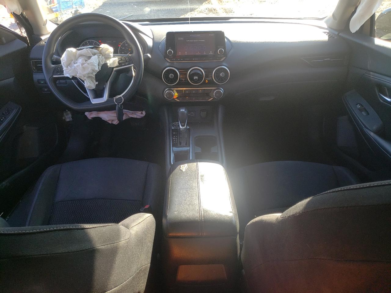 Nissan Sentra S Image 9