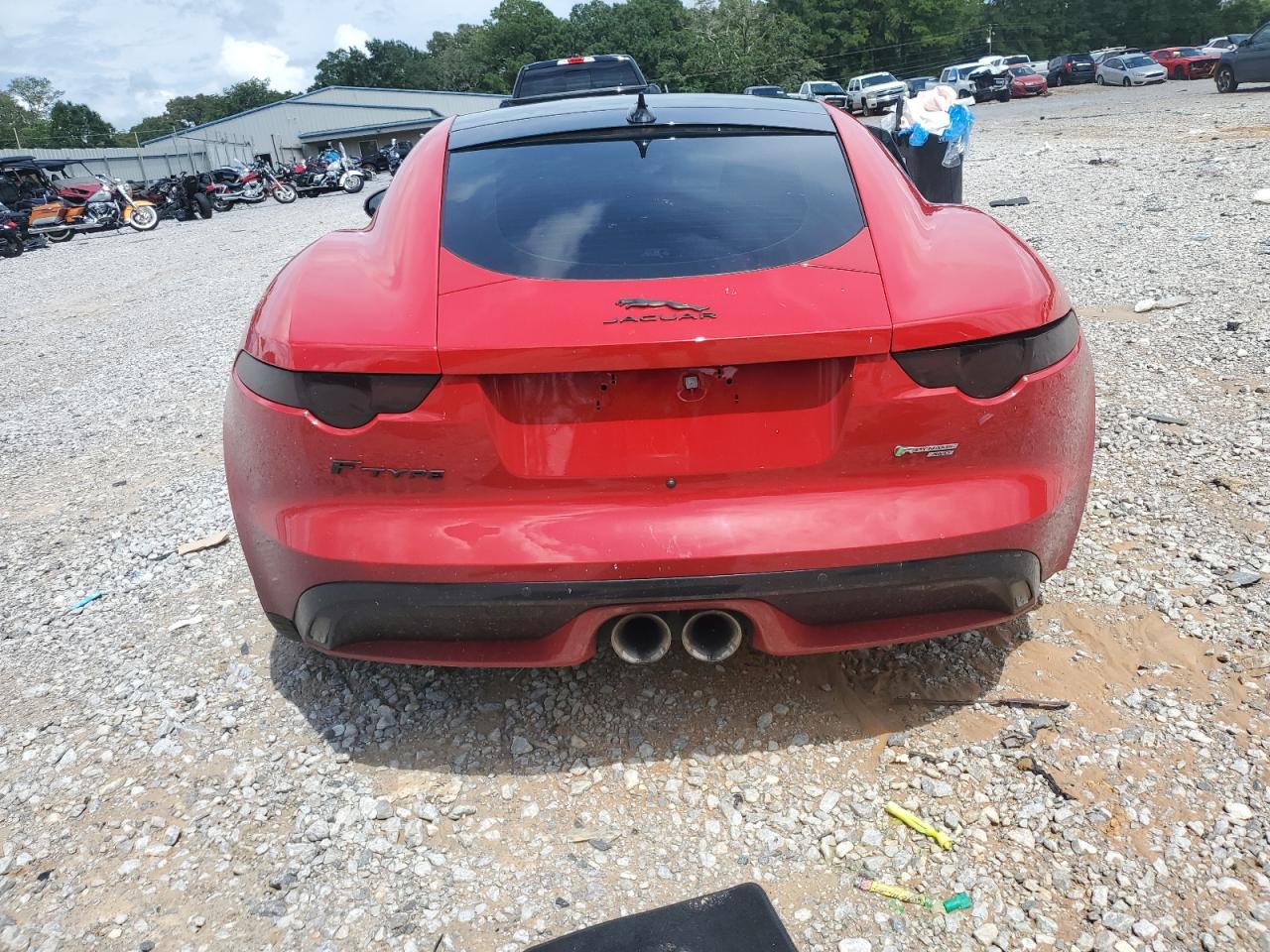 Jaguar F-TYPE R Dynamic Image 2