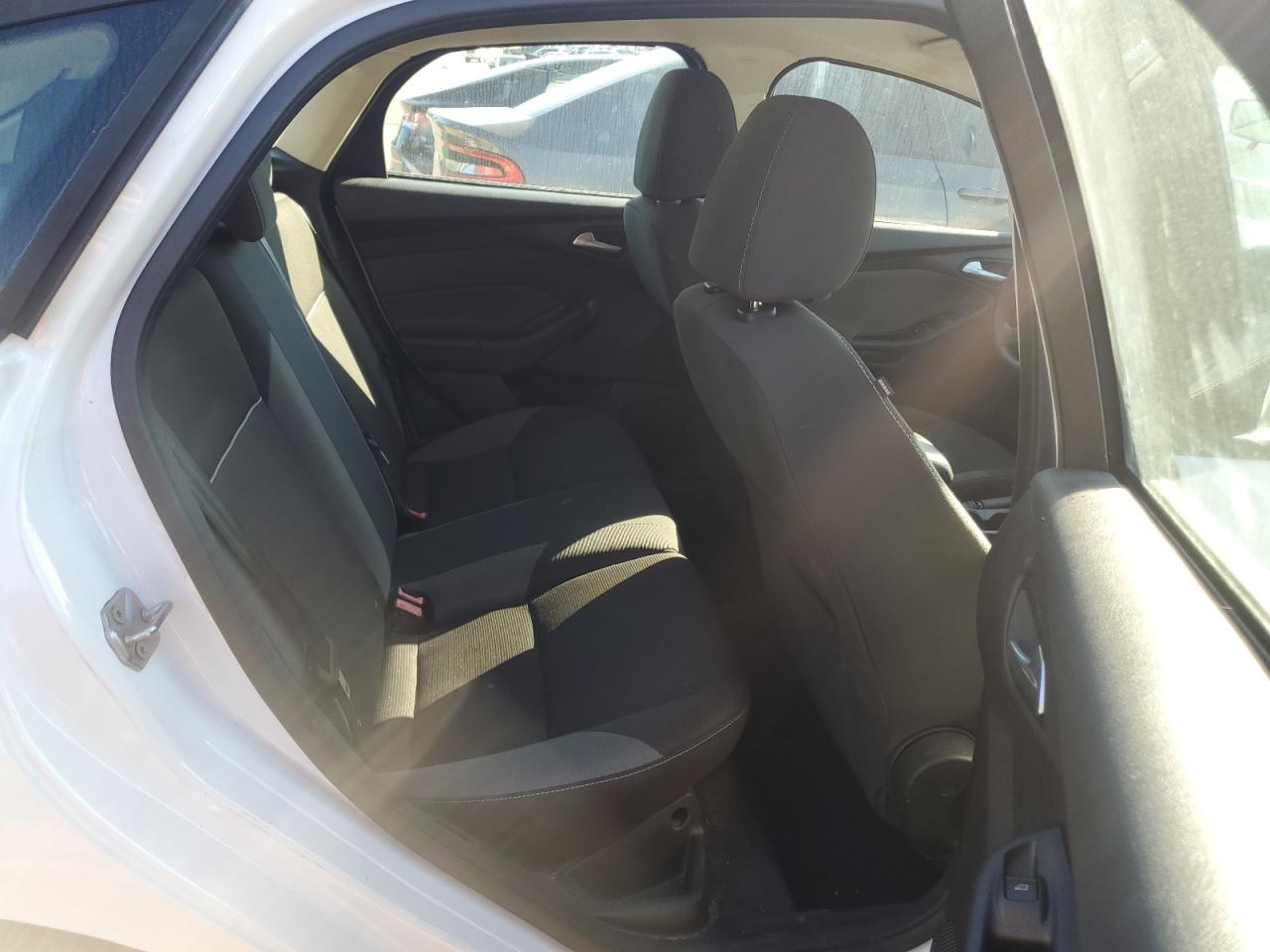 Ford Focus Se Image 10