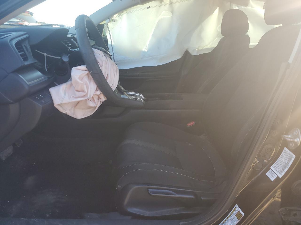 Honda Civic Lx Image 9