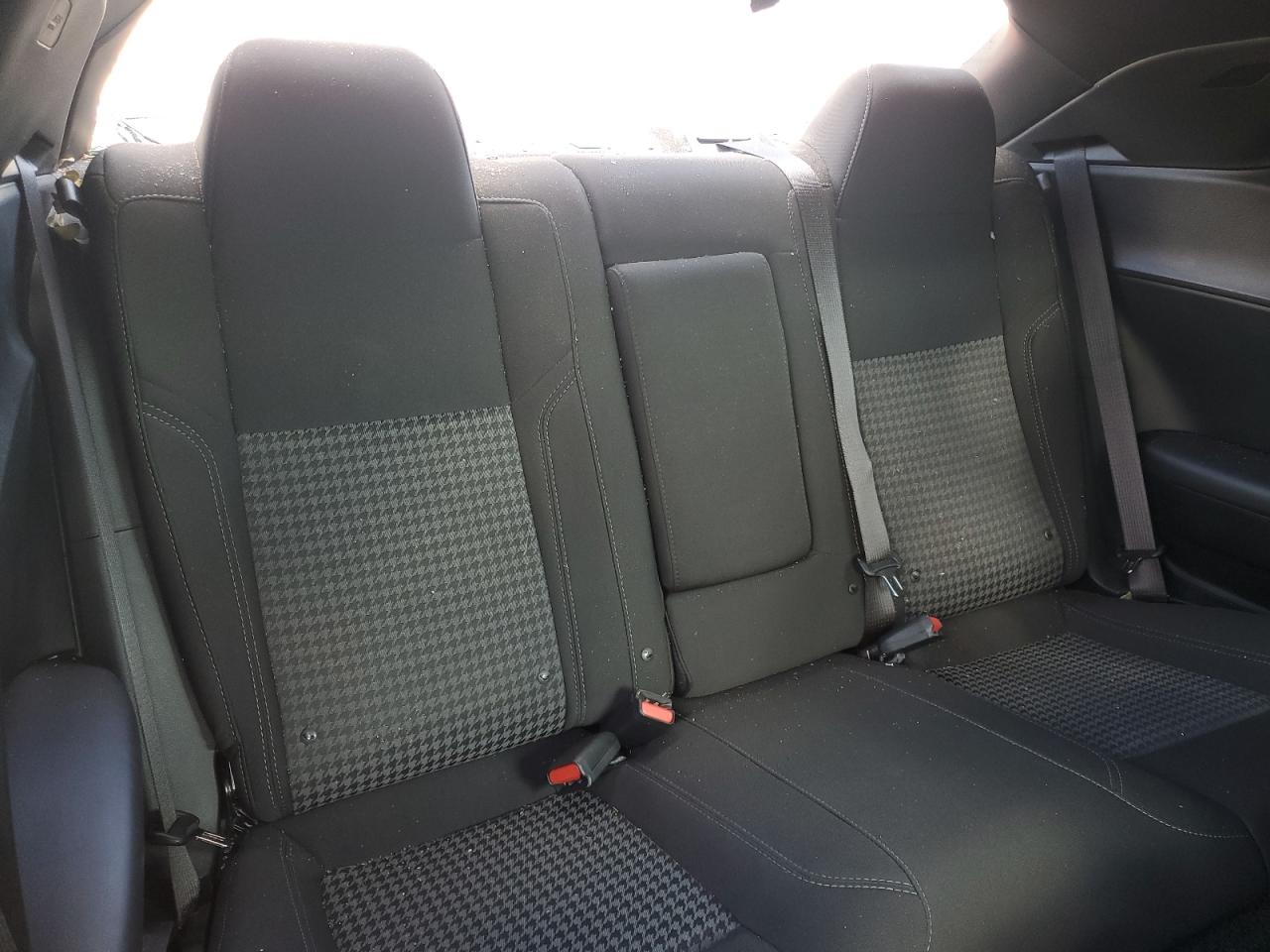 Dodge Challenger Sxt Image 8