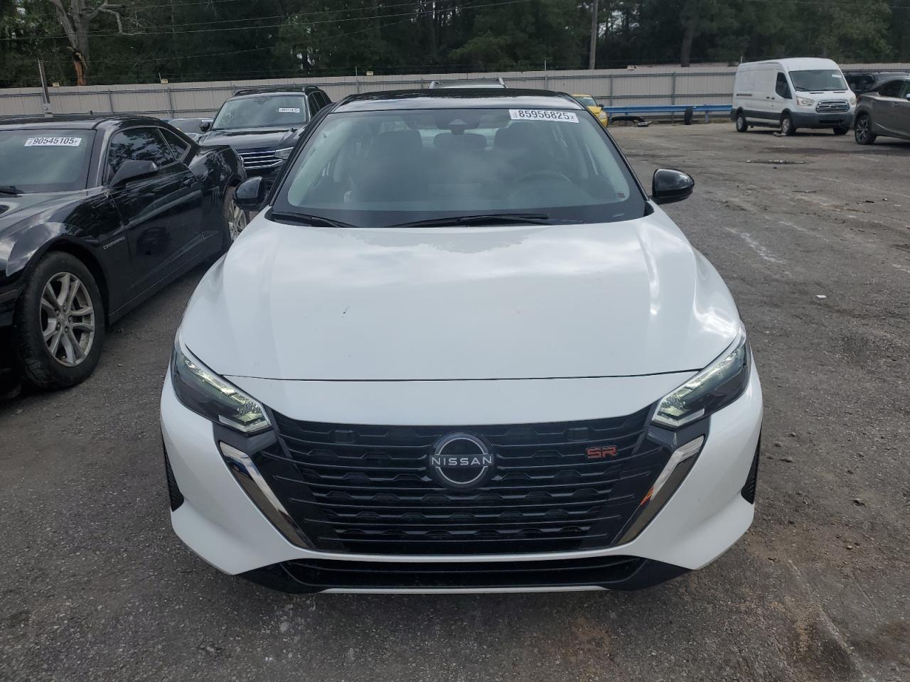 Nissan Sentra Sr Image 5