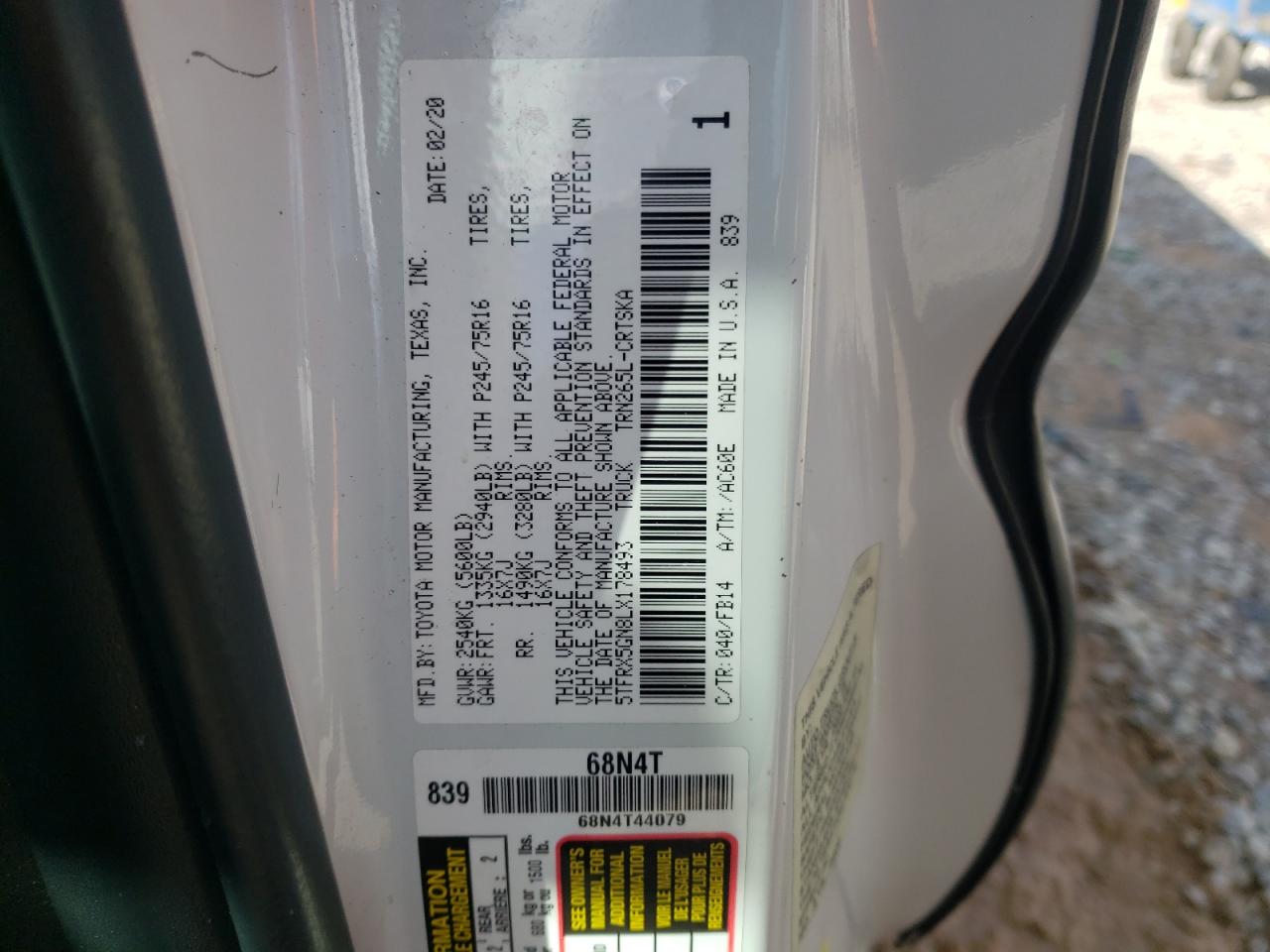 Toyota Tacoma Access Cab Image 11