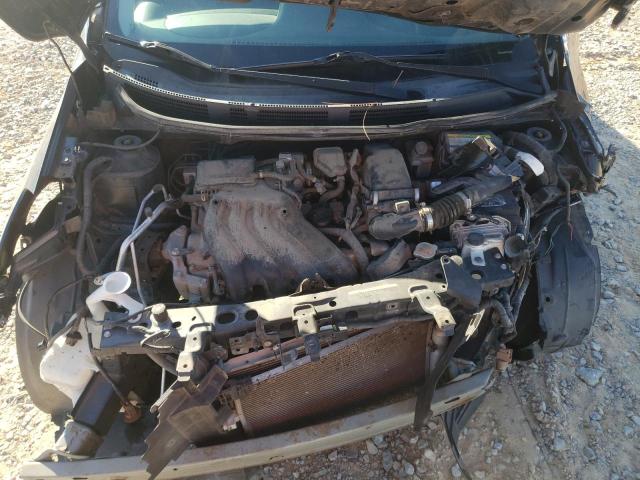 Nissan Versa S Image 11