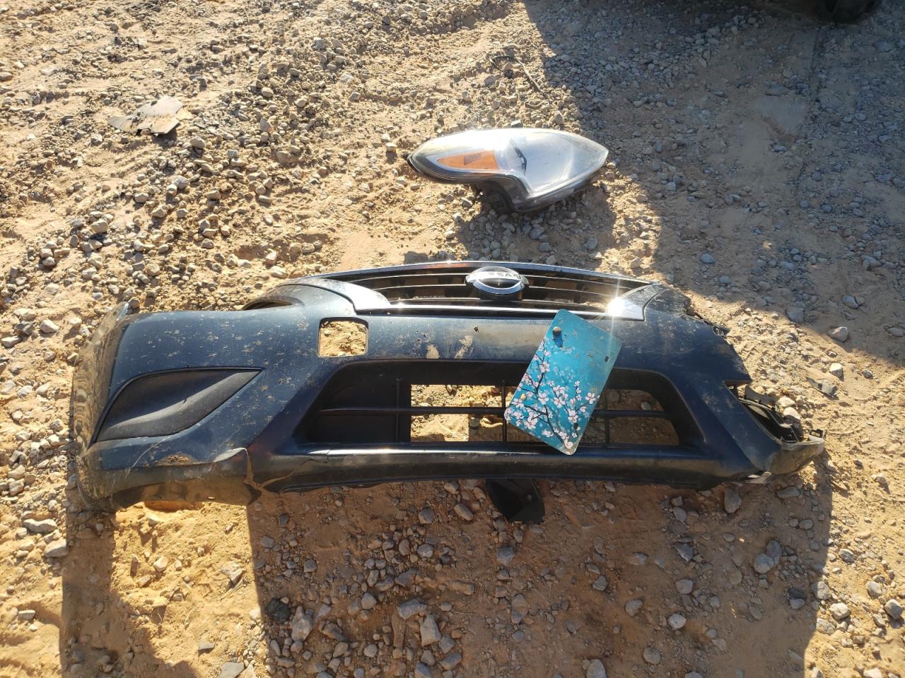 Nissan Versa S Image 13