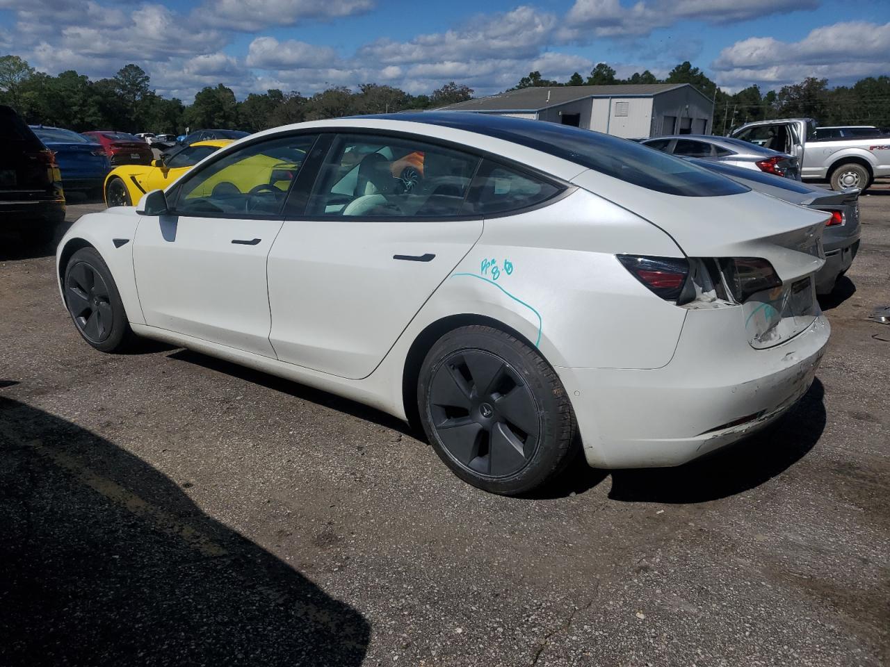 Tesla Model 3 Image 12