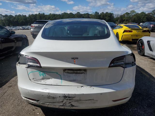 Tesla Model 3 Image 11