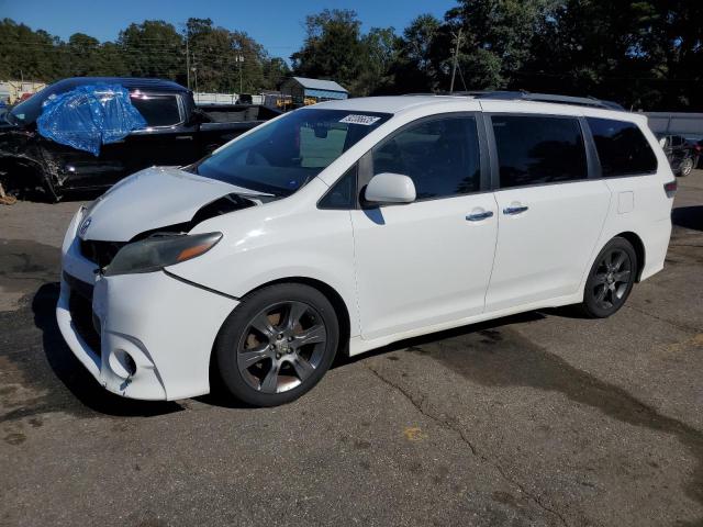  Salvage Toyota Sienna
