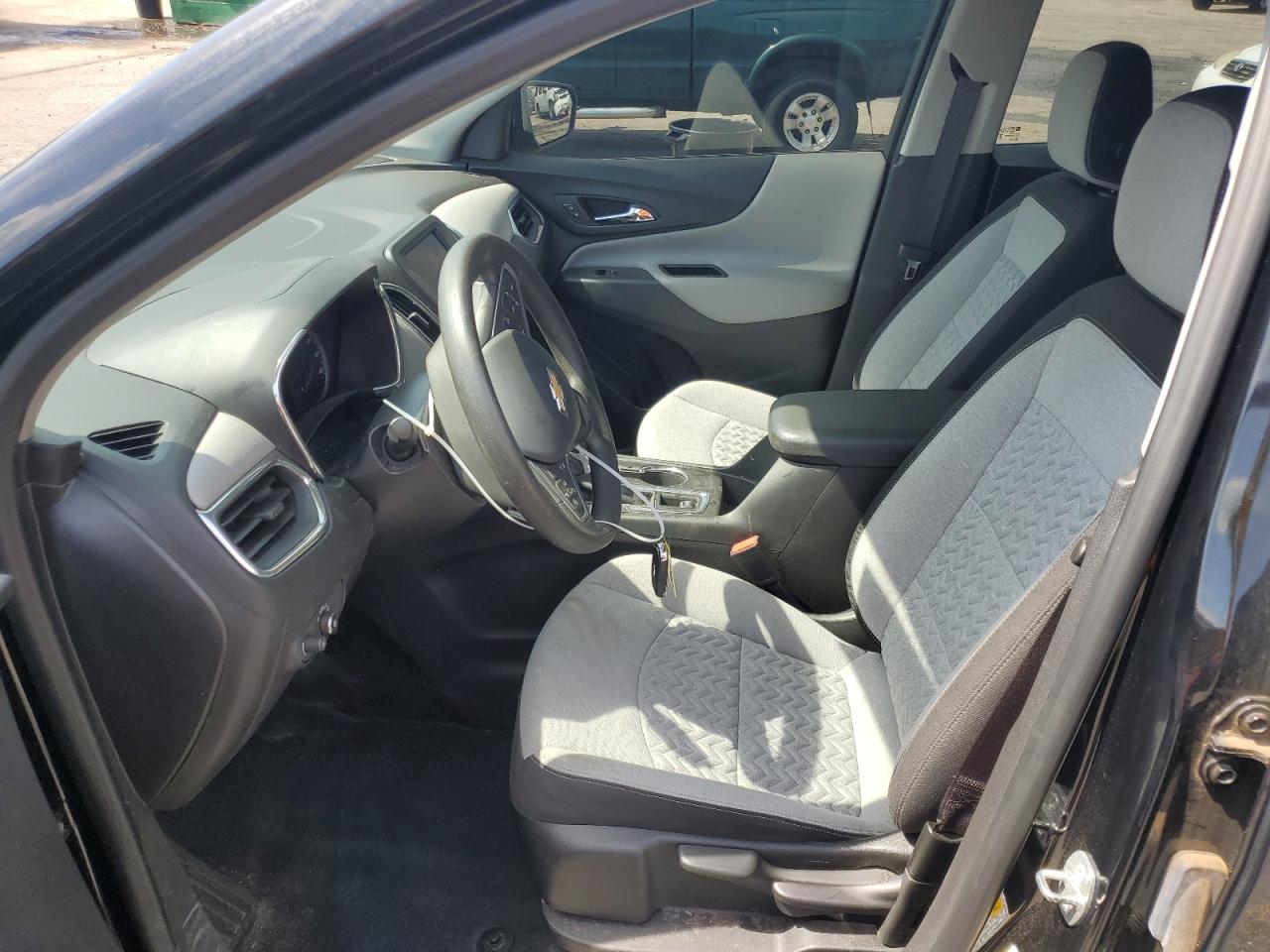 Chevrolet Equinox Ls Image 13