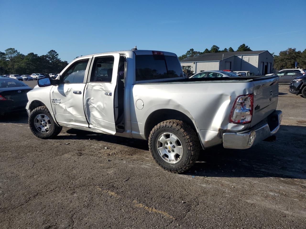 Ram 1500 Slt Image 2