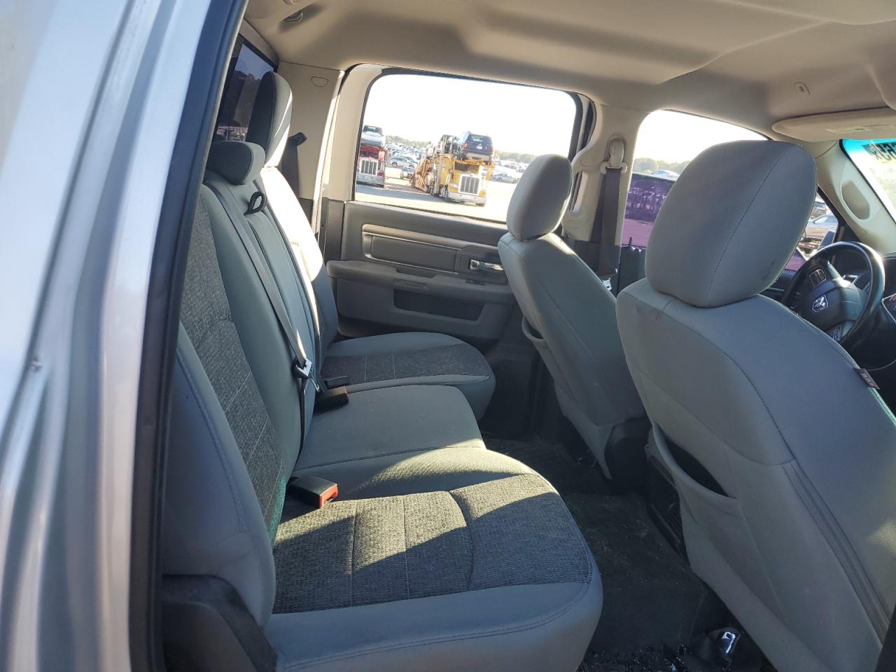 Ram 1500 Slt Image 9