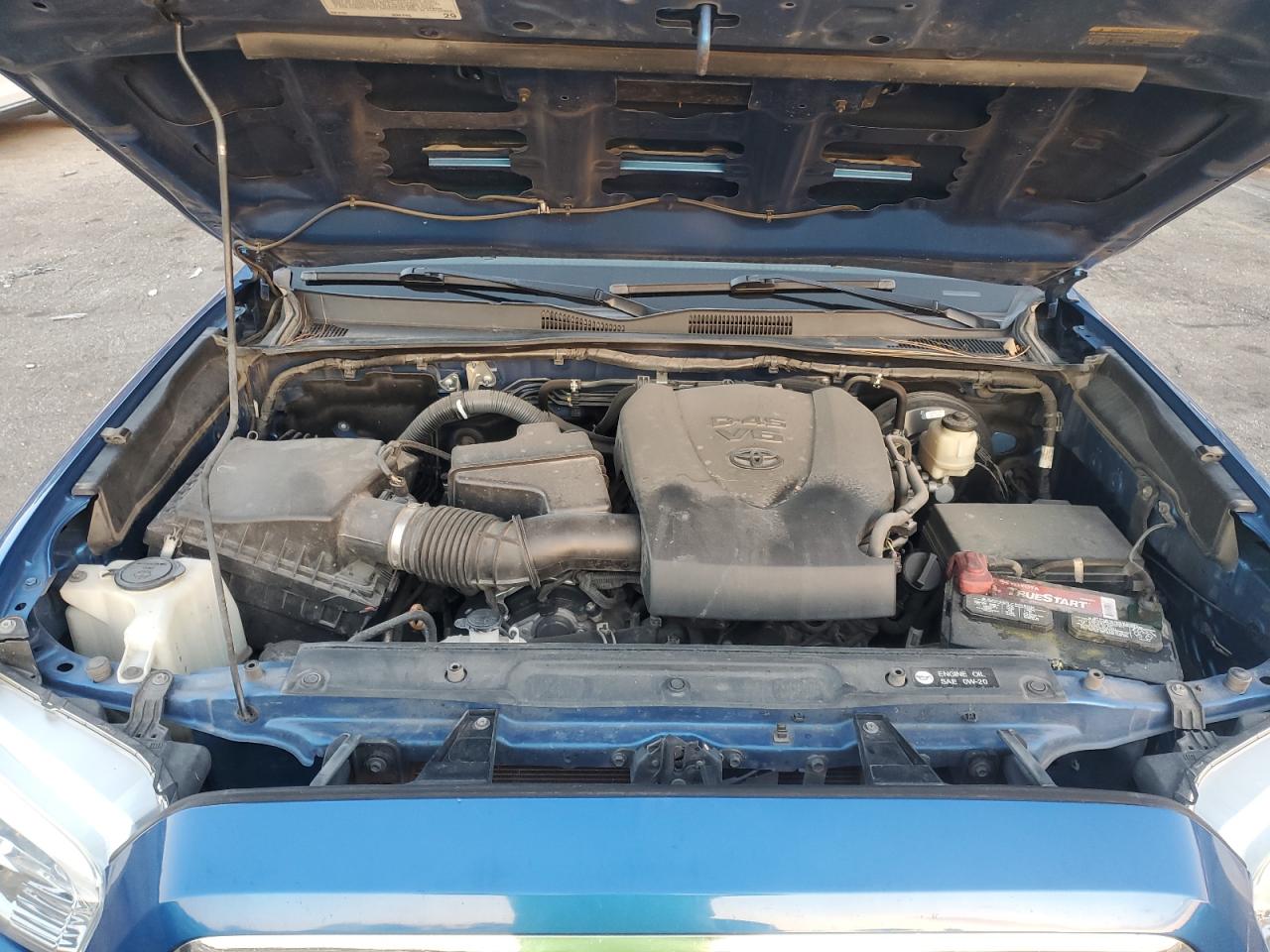 Toyota Tacoma Double Cab Image 10