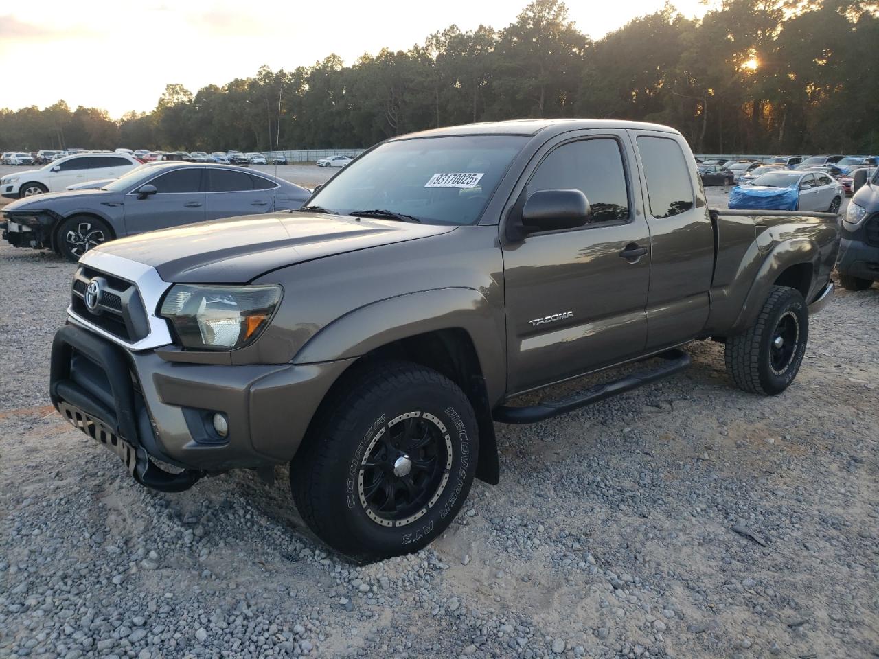 Toyota Tacoma Prerunner Access Cab Image 1