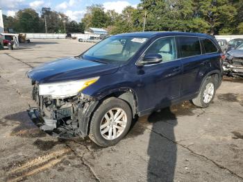  Salvage Toyota Highlander