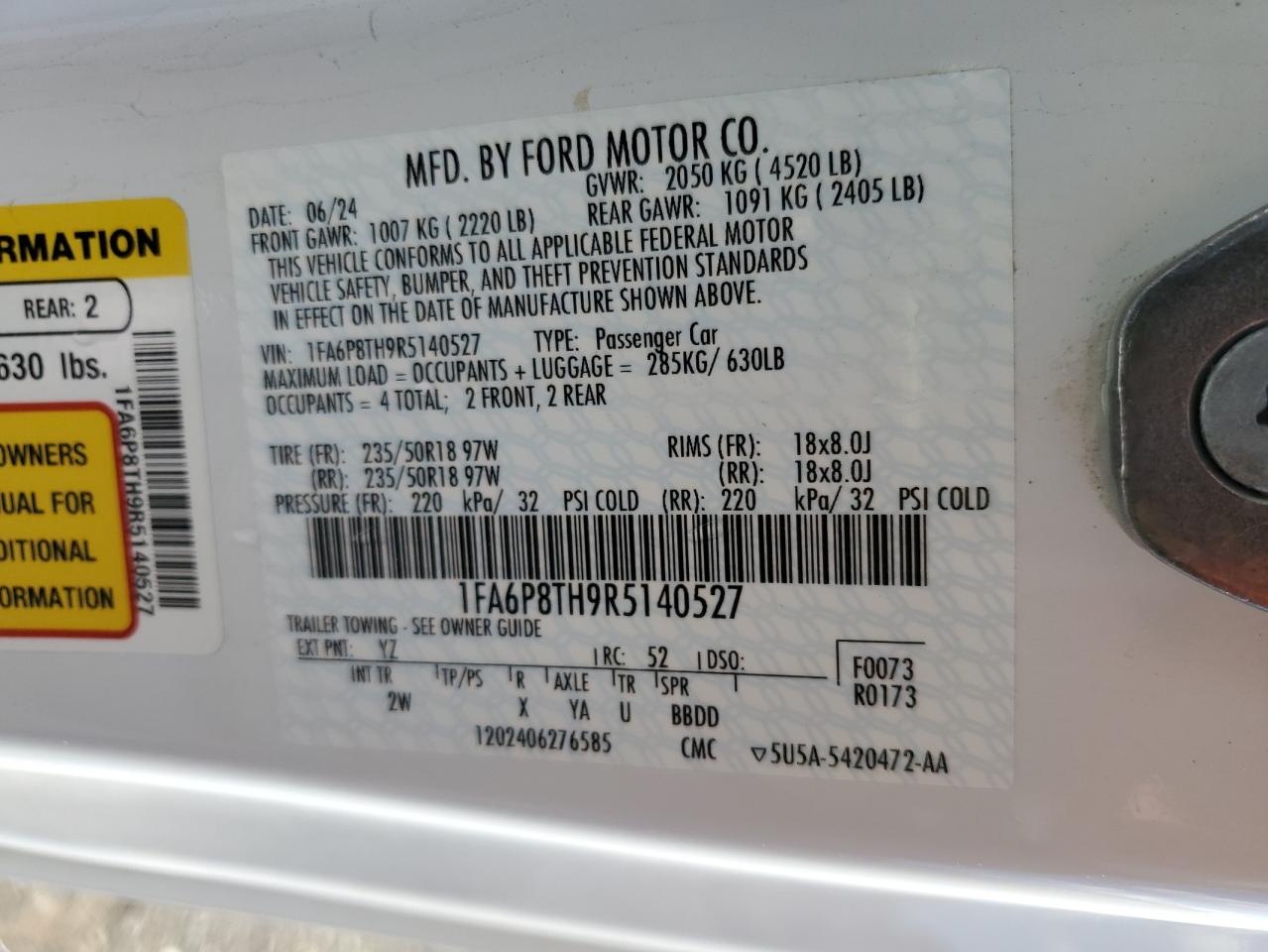 Ford Mustang Image 12