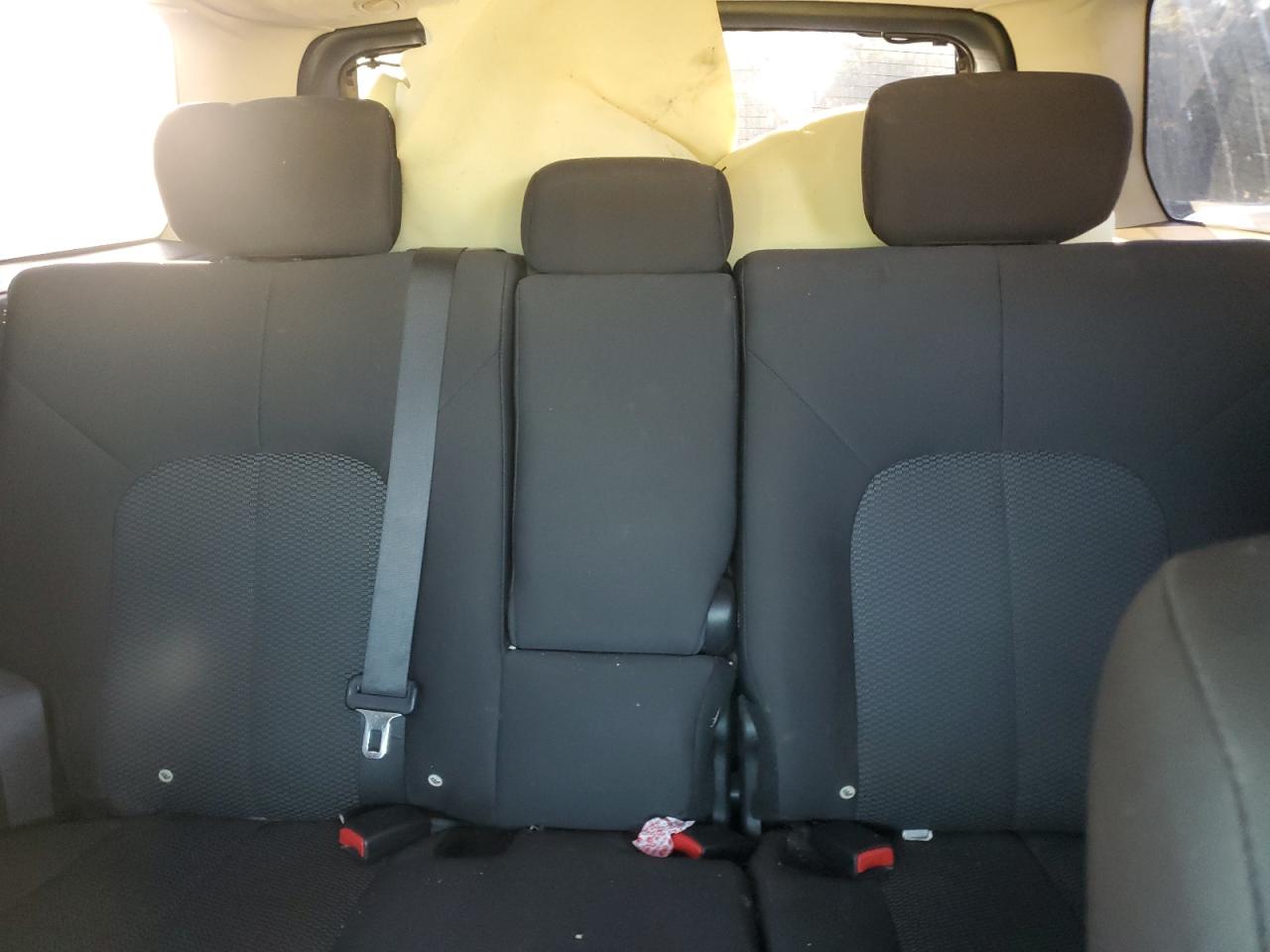 Mitsubishi Endeavor Ls Image 11