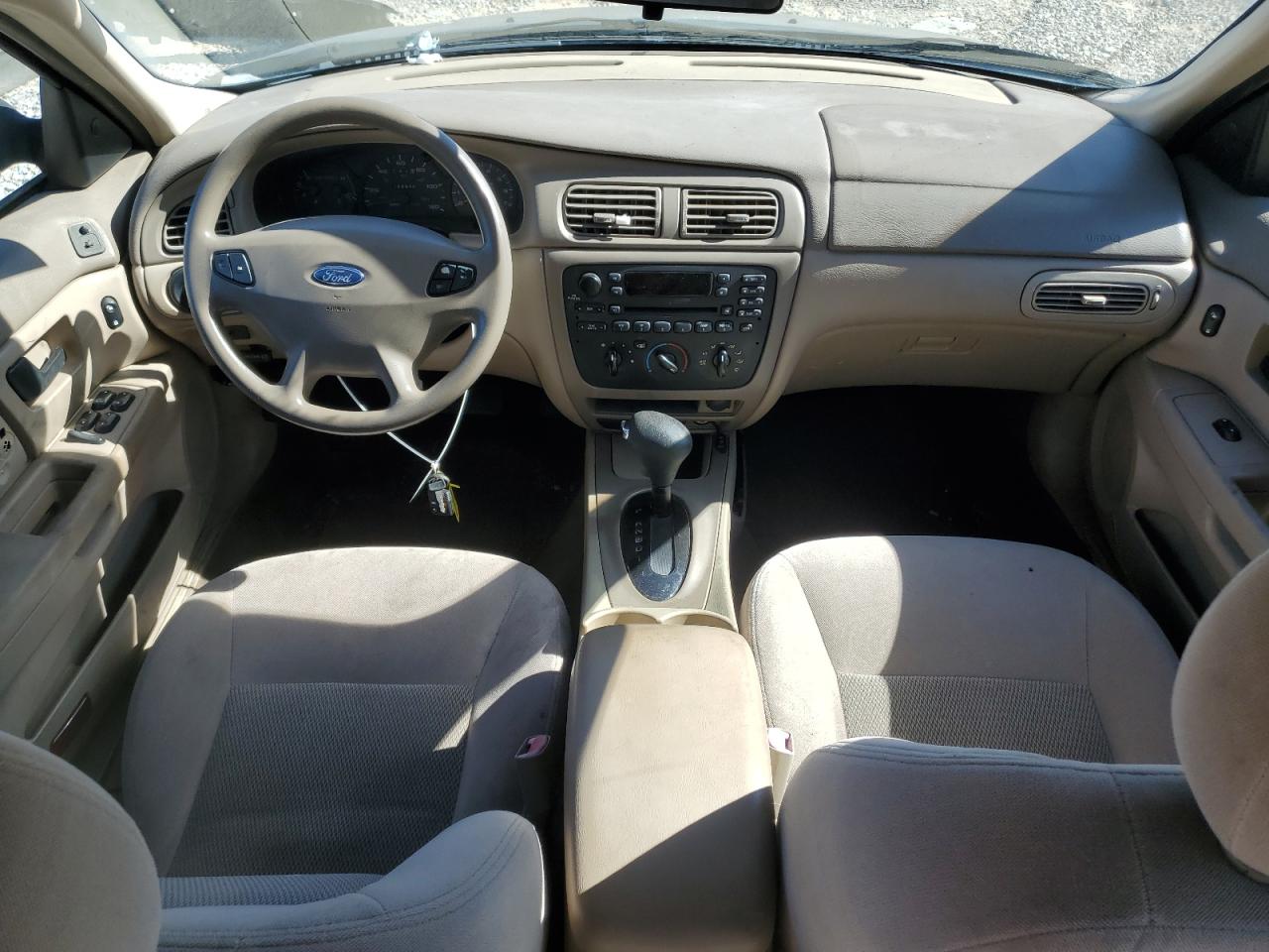 Ford Taurus Se Image 10