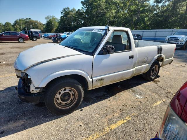  Salvage Chevrolet S-10