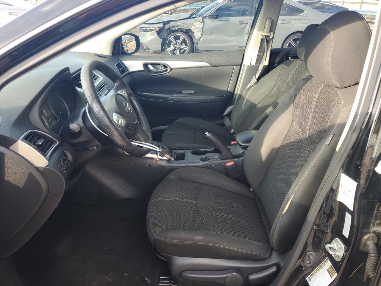 Nissan Sentra S Image 7