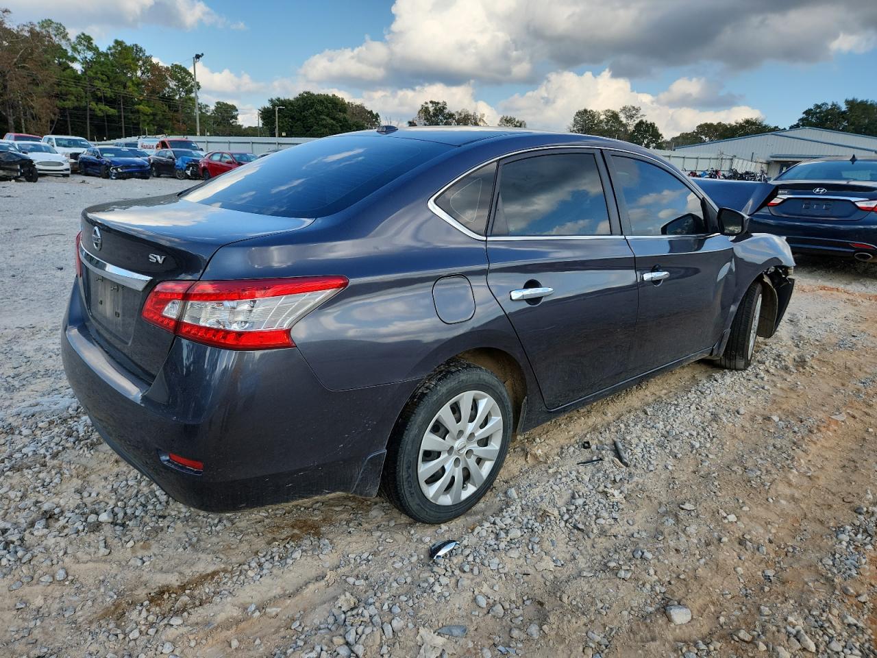 Nissan Sentra S Image 10