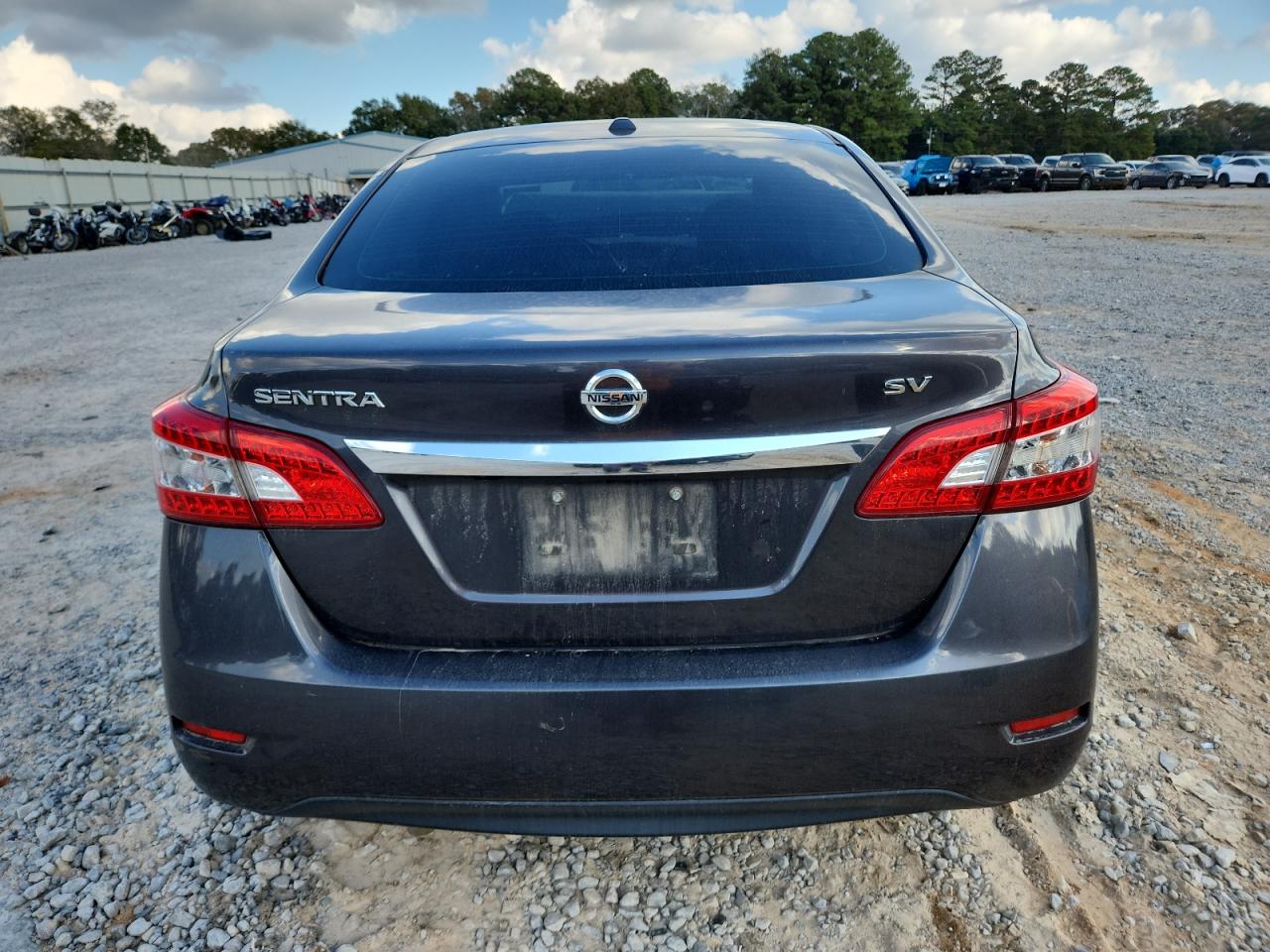 Nissan Sentra S Image 5