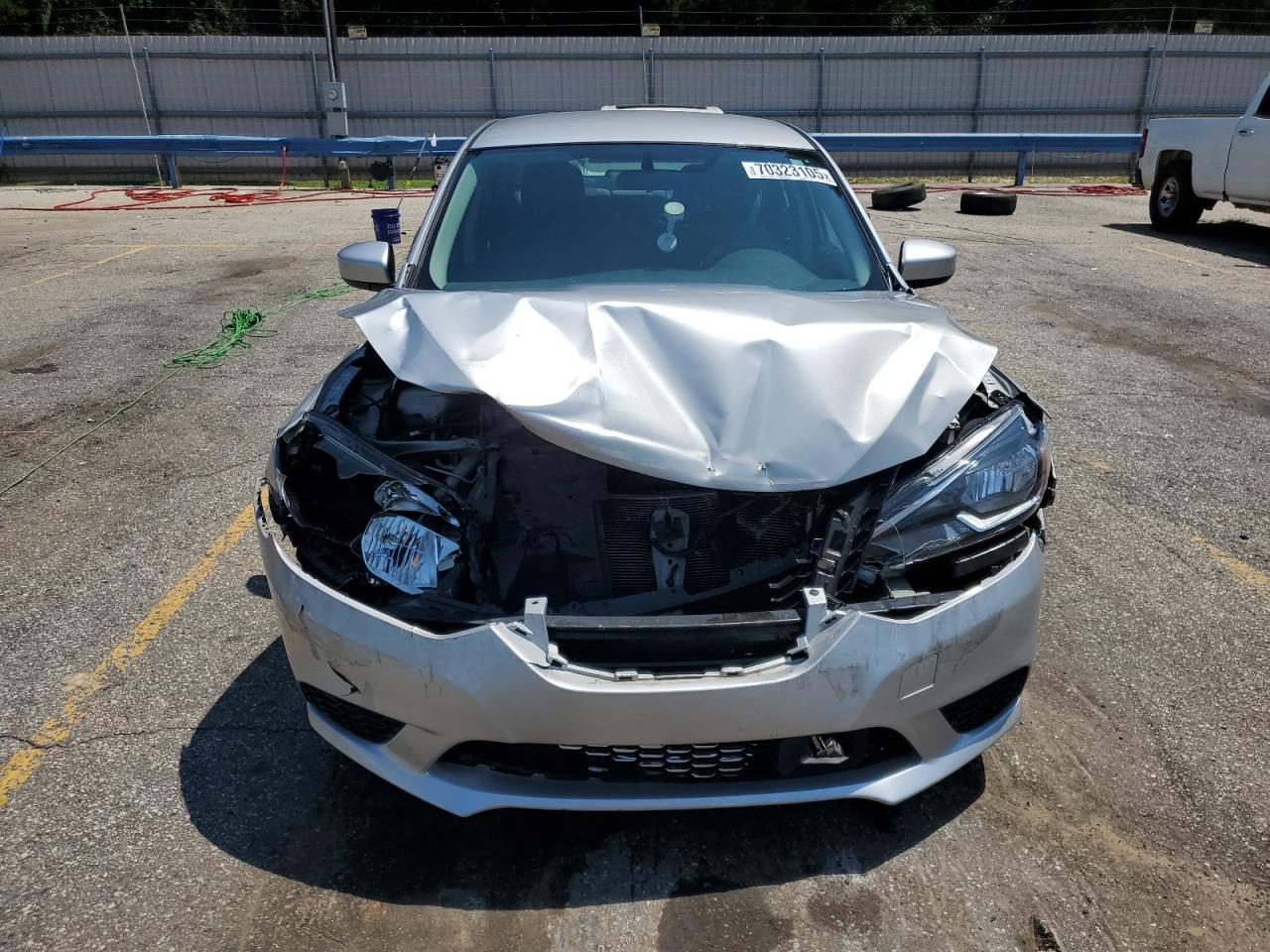 Nissan Sentra S Image 12