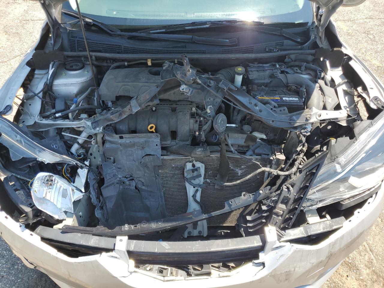 Nissan Sentra S Image 3