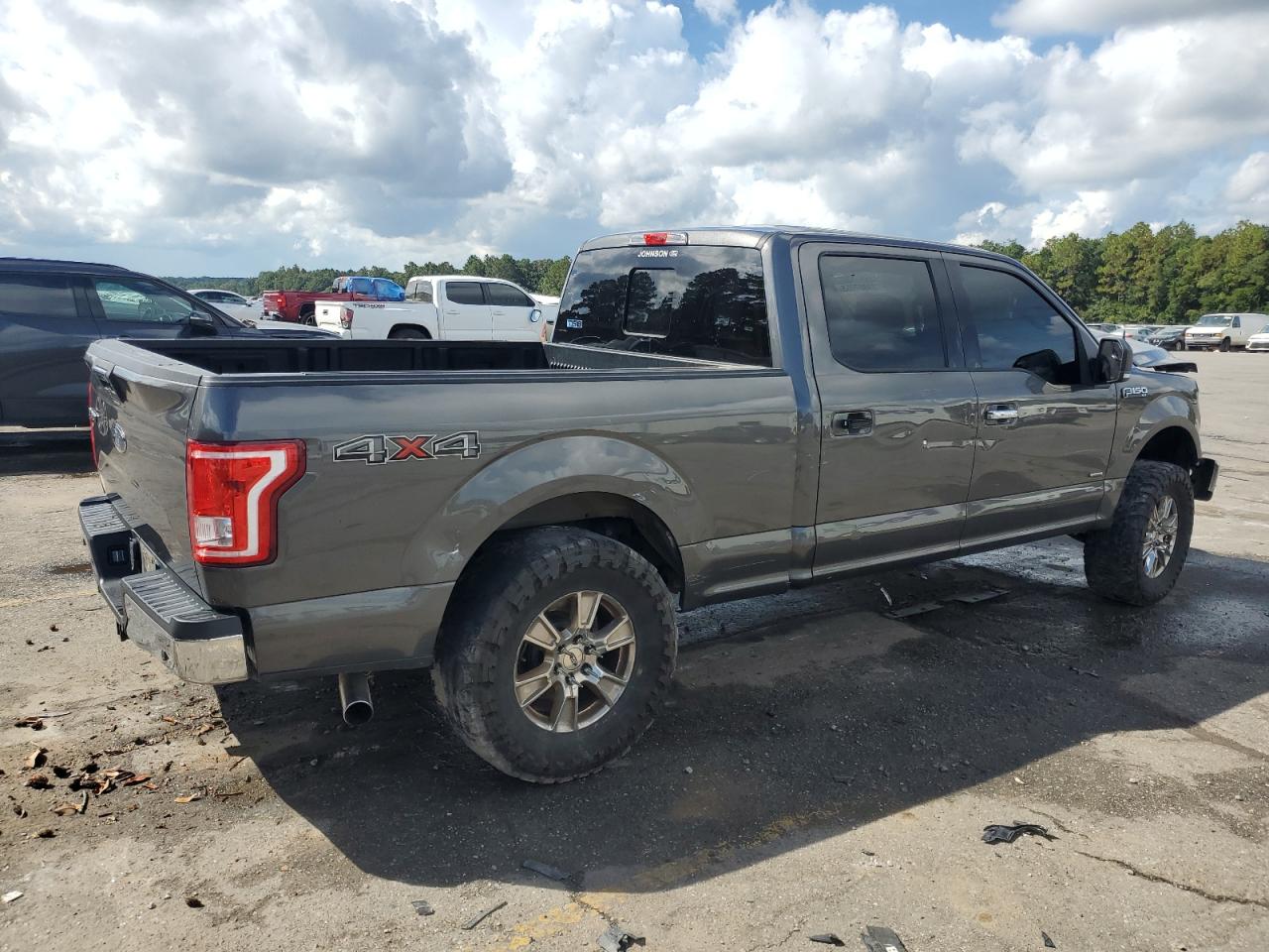 Ford F-150 Supercrew Image 2