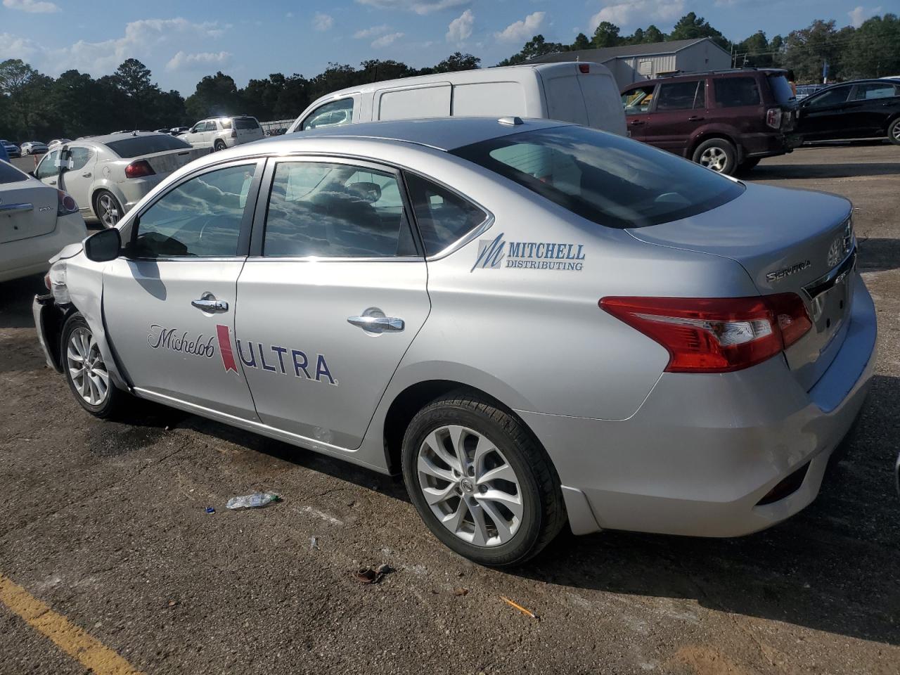 Nissan Sentra S Image 3