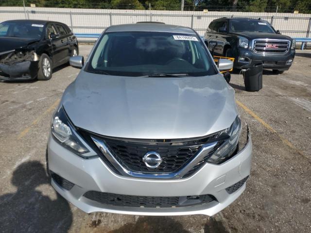 Nissan Sentra S Image 4