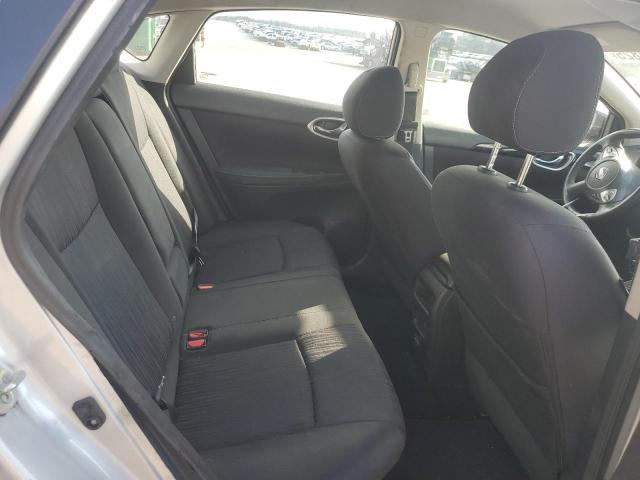 Nissan Sentra S Image 7