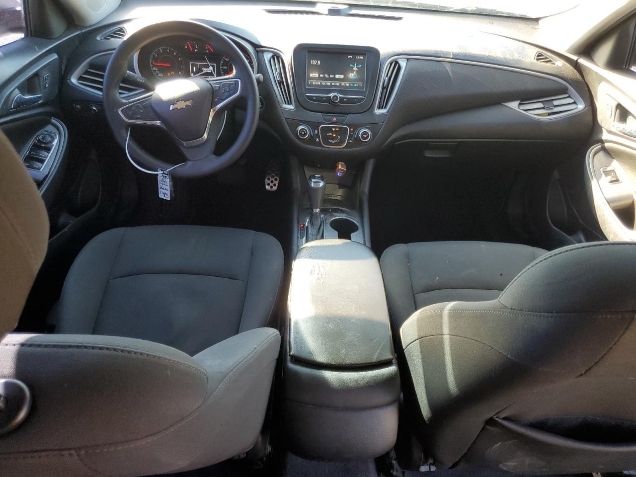 Chevrolet Malibu Ls Image 10