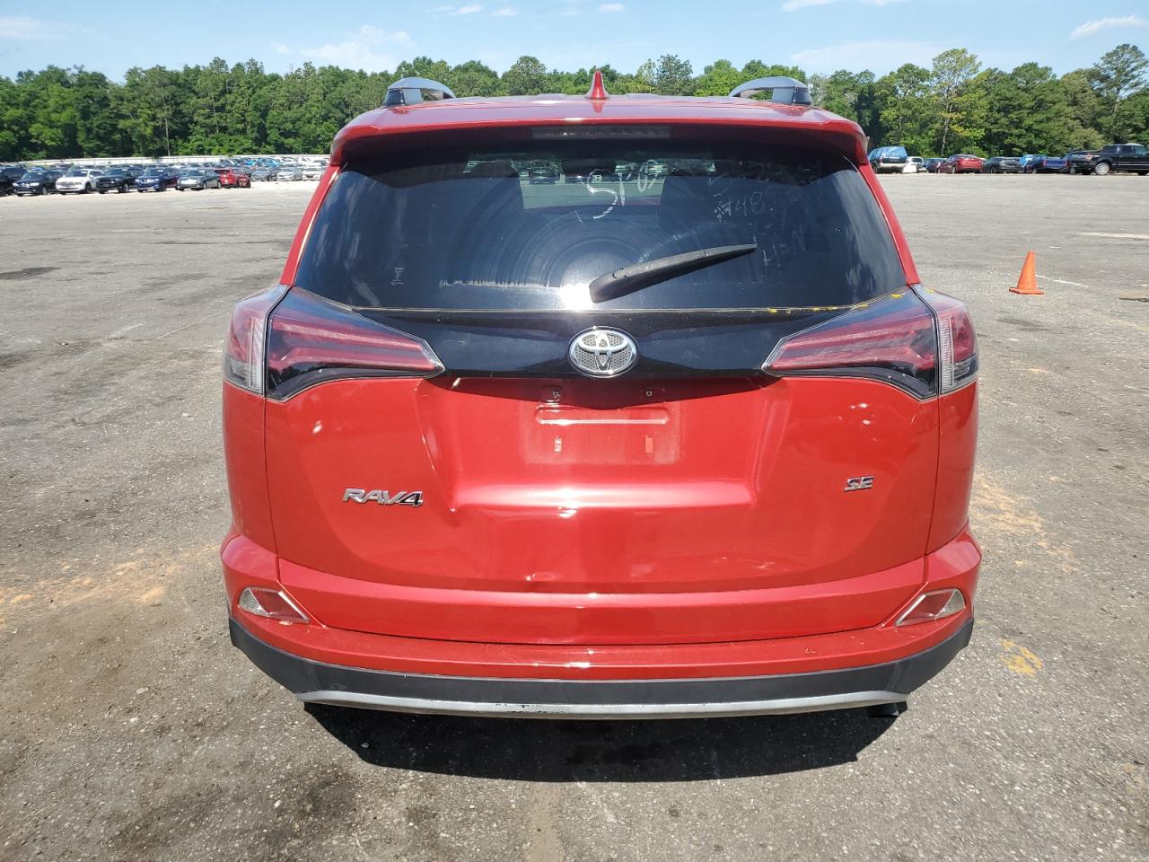 Toyota RAV4 Se Image 8